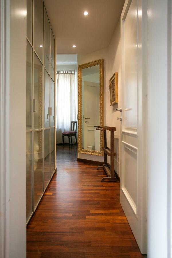 La Finestra Sul Mare B&B 리보르노 외부 사진